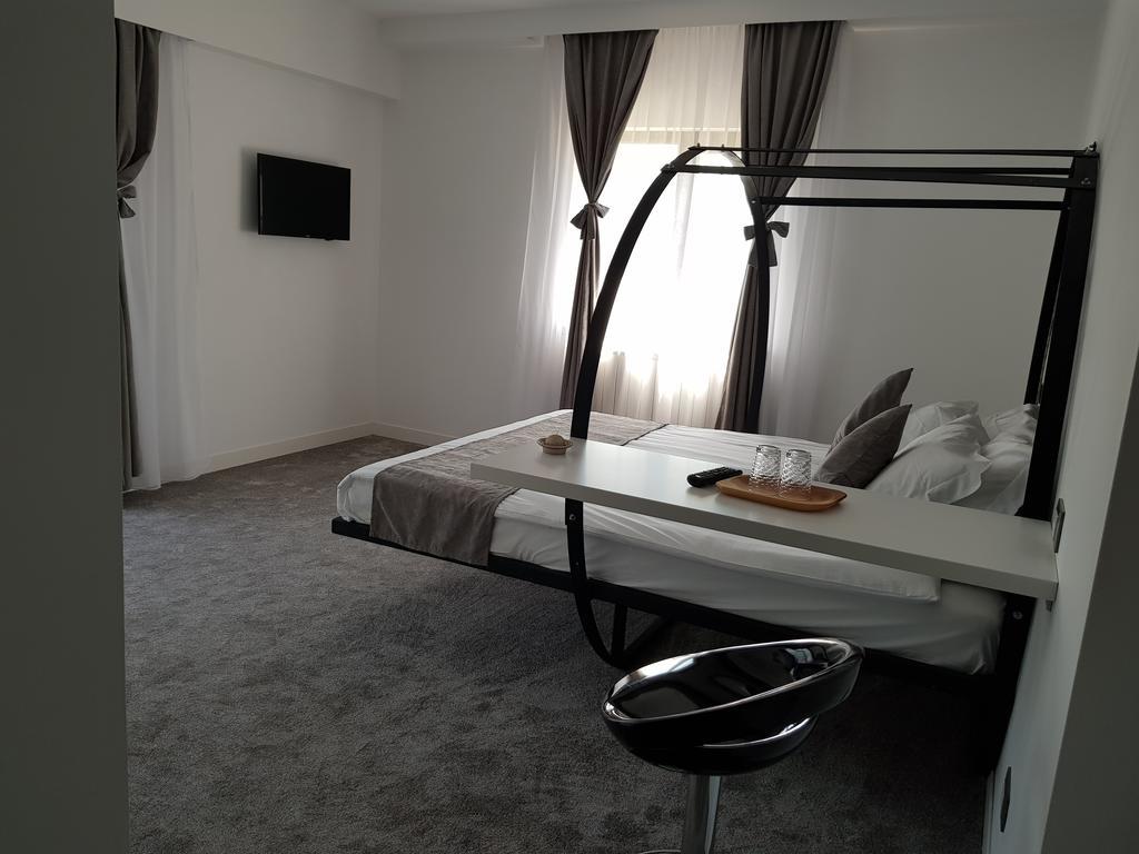 Heaven Guesthouse Corbeni Kültér fotó