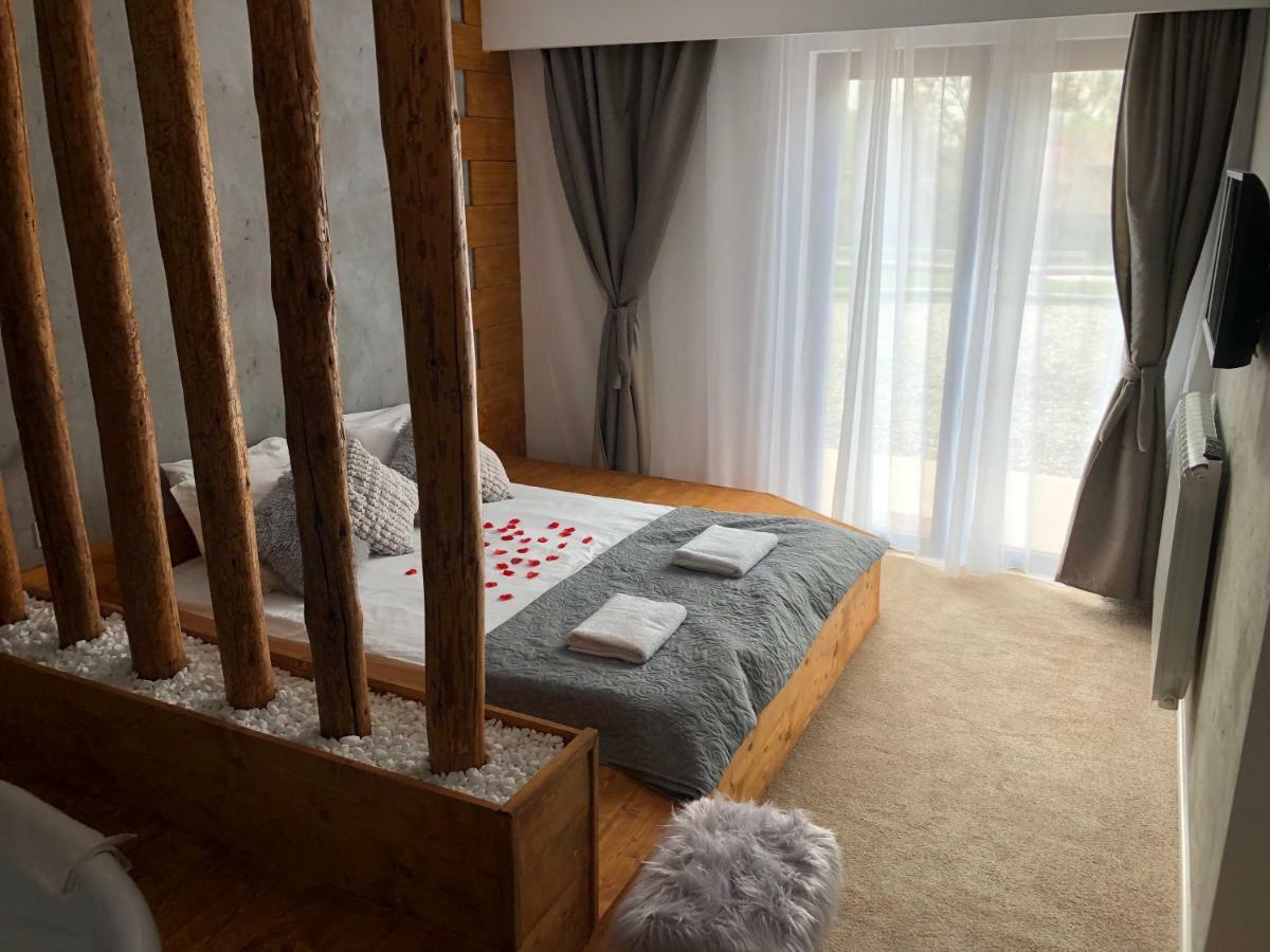 Heaven Guesthouse Corbeni Kültér fotó