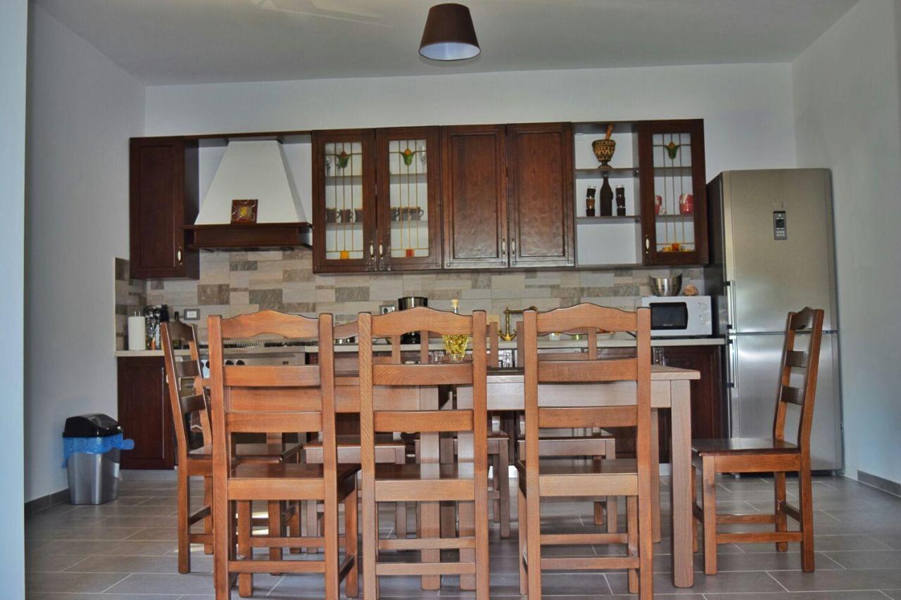 Heaven Guesthouse Corbeni Kültér fotó