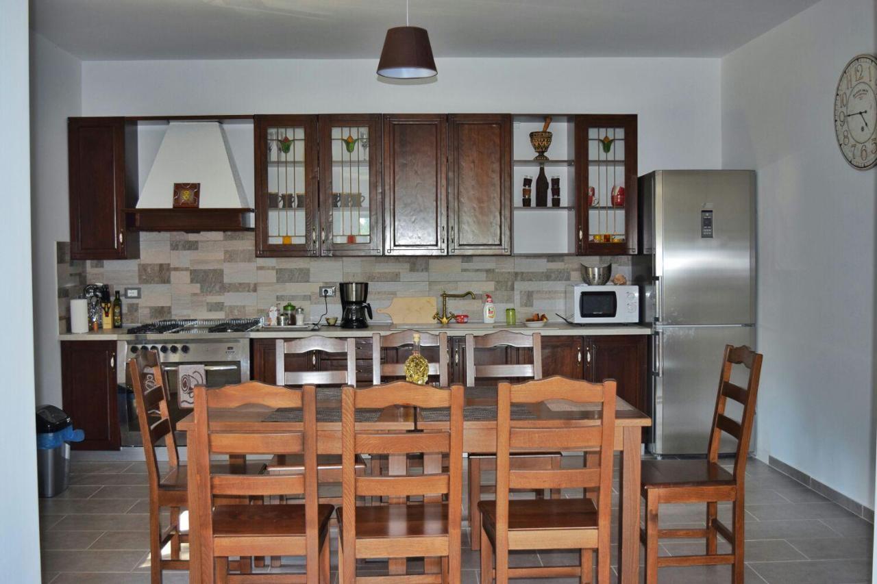 Heaven Guesthouse Corbeni Kültér fotó